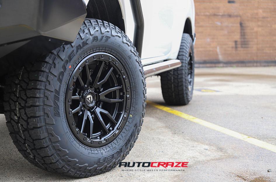 TOYOTA HILUX N80 4WD REBEL MATTE BLACK